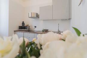 Lake Holiday Como by Rent all Como