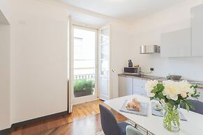 Lake Holiday Como by Rent all Como