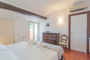 La Mansarda by Rent all Como