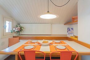 La Mansarda by Rent all Como