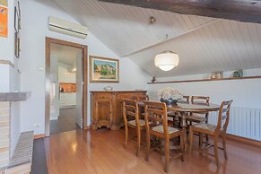 La Mansarda by Rent all Como