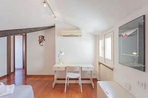 La Mansarda by Rent all Como