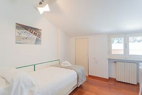 La Mansarda by Rent all Como