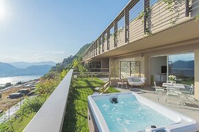 La Vista Bonita by Rent all Como