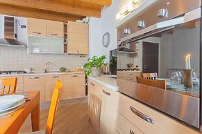 Luini 7 by Rentallcomo by Rent all Como