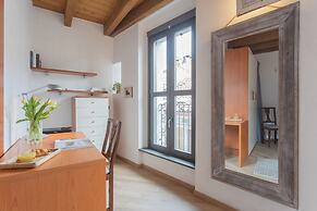 Luini 7 by Rentallcomo by Rent all Como