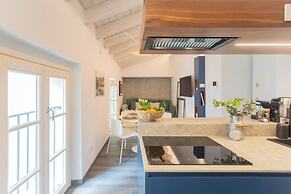 Muralto's Nest by Rent all Como