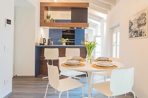Muralto's Nest by Rent all Como