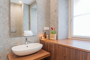 Muralto's Nest by Rent all Como