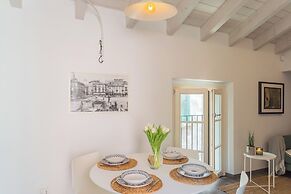 Muralto's Nest by Rent all Como