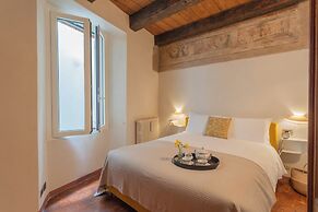 Pantero Apartment by Rent all Como