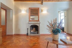 Pantero Apartment by Rent all Como