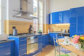 Night at the Museum Apartment by Rent all Como
