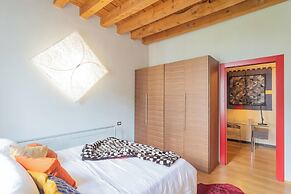 Night at the Museum Apartment by Rent all Como