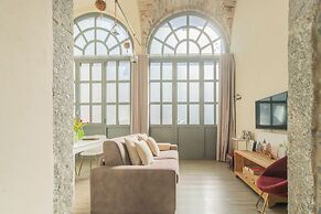 Romantic Escape City Centre With Jacuzzi & Parking by Rent all Como