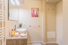Romantic Escape City Centre With Jacuzzi & Parking by Rent all Como