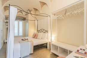 Romantic Escape City Centre With Jacuzzi & Parking by Rent all Como