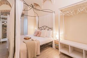 Romantic Escape City Centre With Jacuzzi & Parking by Rent all Como