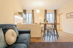 V. Suite on Lake Como by Rent all Como