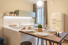 V. Suite on Lake Como by Rent all Como