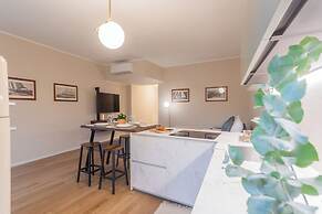 V. Suite on Lake Como by Rent all Como