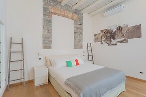 Wine Not Apartment in Como City Centre by Rent all Como