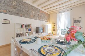 Wine Not Apartment in Como City Centre by Rent all Como