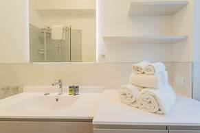 White Lake View Apartment by Rent all Como
