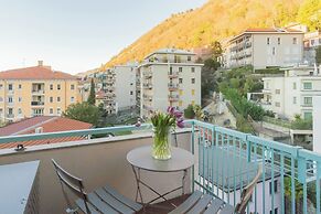 White Lake View Apartment by Rent all Como