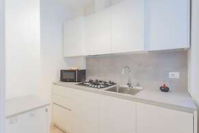 White Lake View Apartment by Rent all Como
