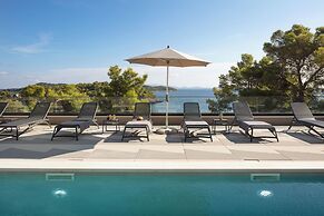 Aminess Alfir Hotel