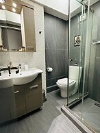 Ermou Downtown Suites by Athens Urban Retreat