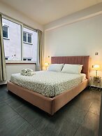 Ermou Downtown Suites by Athens Urban Retreat