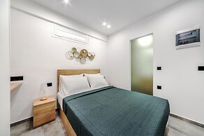 Konstantina & Antonio Studios