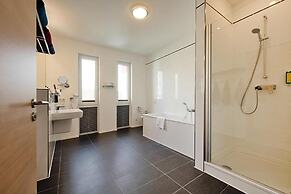 Apartment in Strausberg Near Straussee Lake