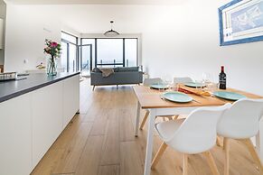 Apartment in Porspoder Near Plage du Bourg