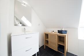 Apartment in Porspoder Near Plage du Bourg