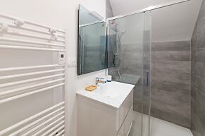 Holiday Home in Landeda Near Sandy Beaches