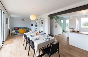 Holiday Home in Landeda Near Sandy Beaches