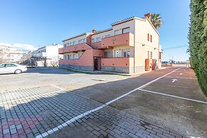 Stylish Beachfront Apartment in Ampuriabrava