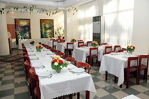 Avlonya Hotel