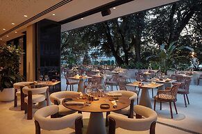 Hotel Sumratin