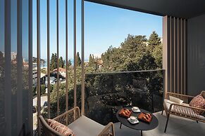 Hotel Sumratin