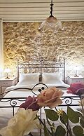 Arhontiko Arhanes Suites