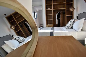 NORTHIA LUXURY VILLAS