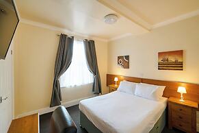 Rooms At 95 Long Street