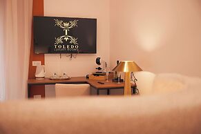 Toledo LR Collection