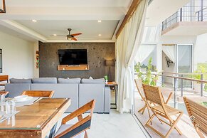 Jungle & Ocean View Condos