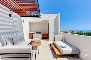 Jungle & Ocean View Condos