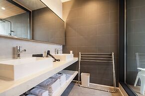 THE NINE STATES HOTEL KARATSU